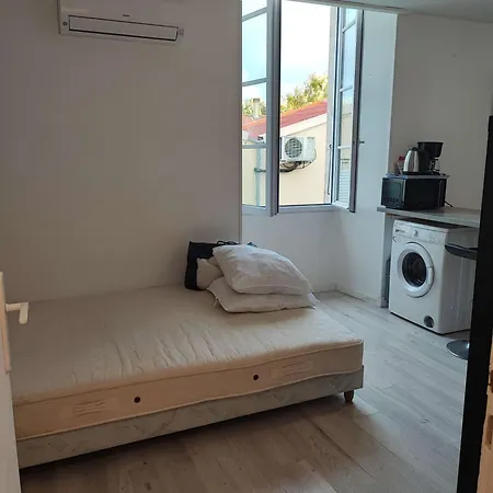 3 Champagne-les-Marais